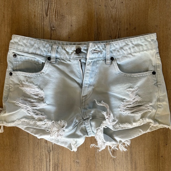 Volcom Jean shorts - Picture 1 of 3